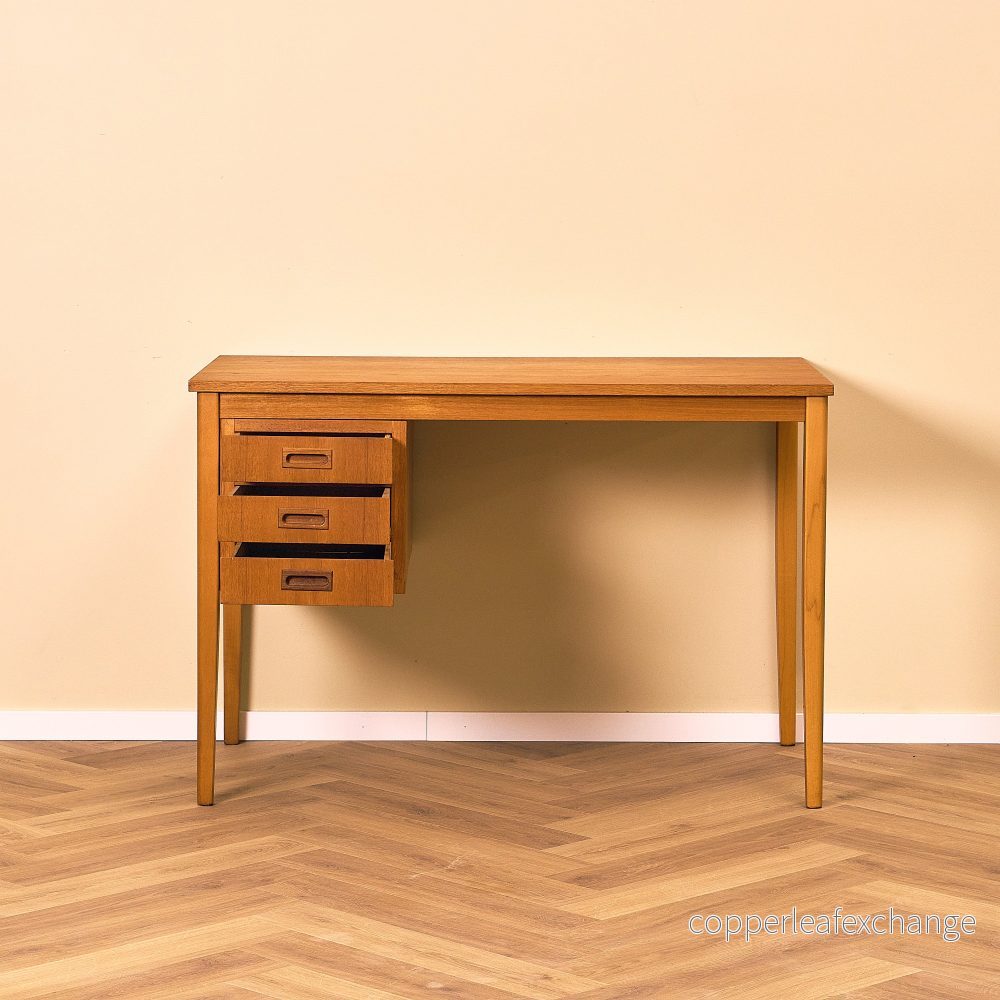 Skrivbord i teak och bok i svensk stil - Bild 2