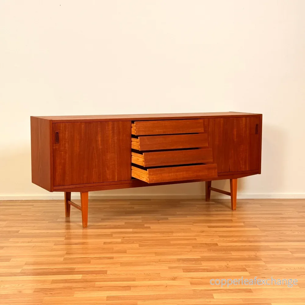 Skänk i teak, 1960-70-tal, Sverige - Bild 2