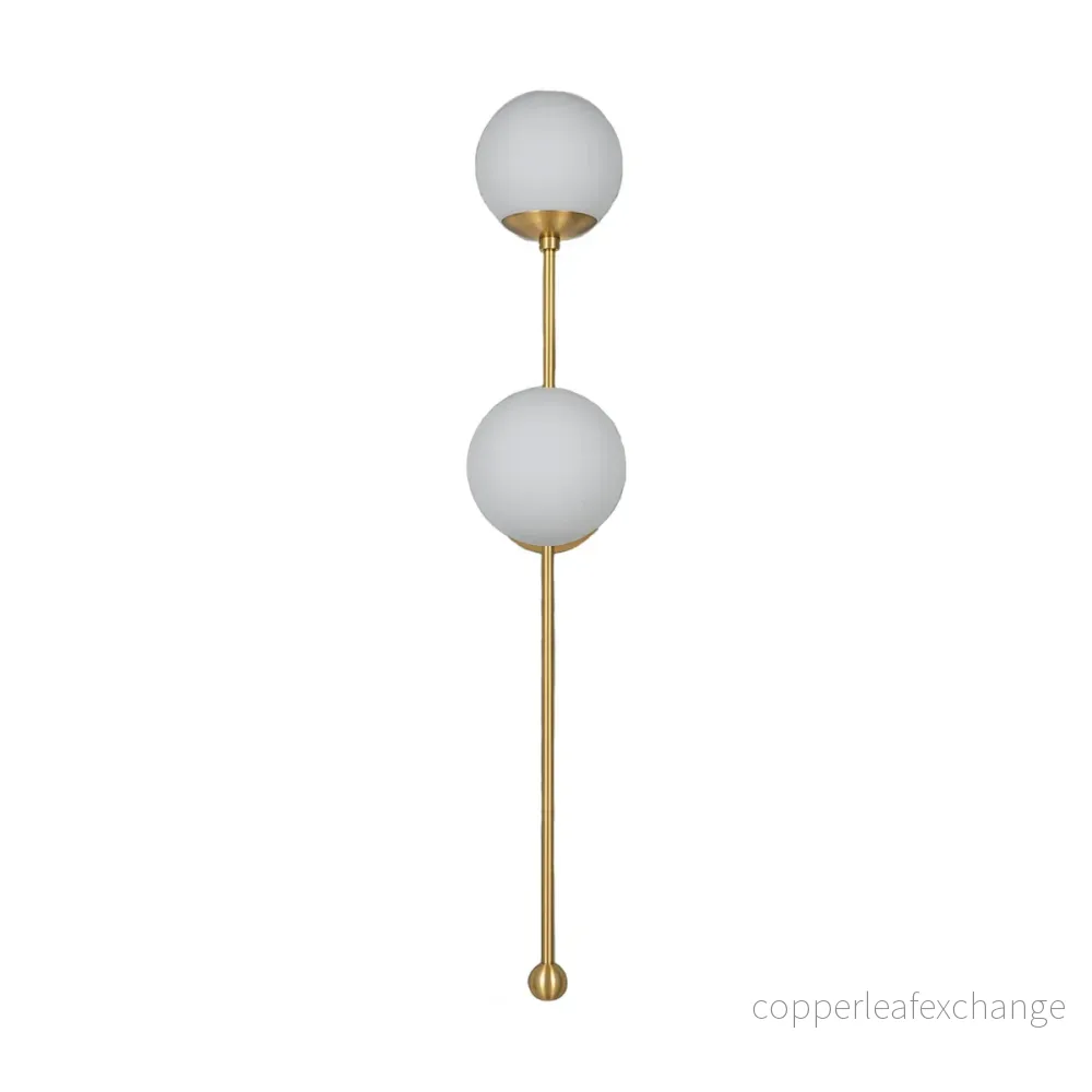 Vägglampa Globe Dual, Solid Mässing Vägglampa Globe Dual, Solid Mässing