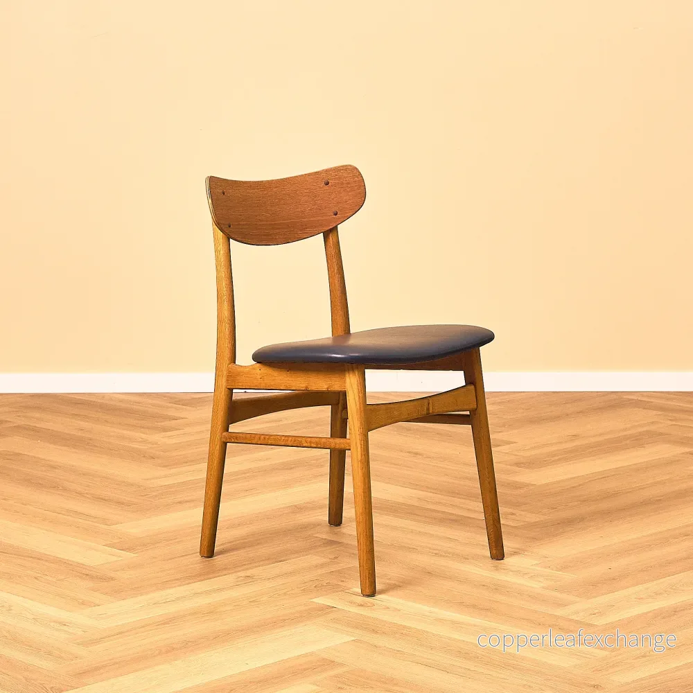 Danish Teak and Oak Dining Chairs - Bild 2