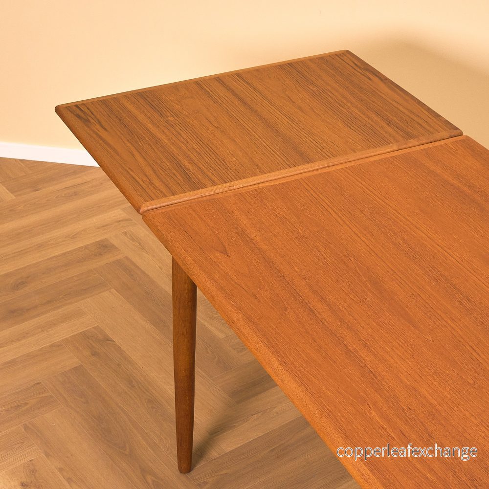 Danskt rektangulärt matbord i teak och ek - Bild 3