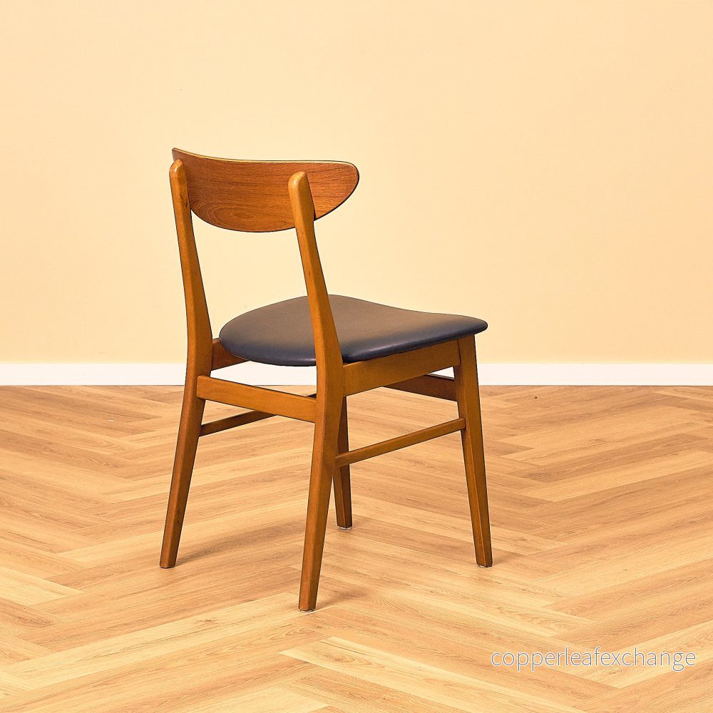 Danish set of 6 dining chairs in teak and beech, model 210, by Farstrup - Bild 3