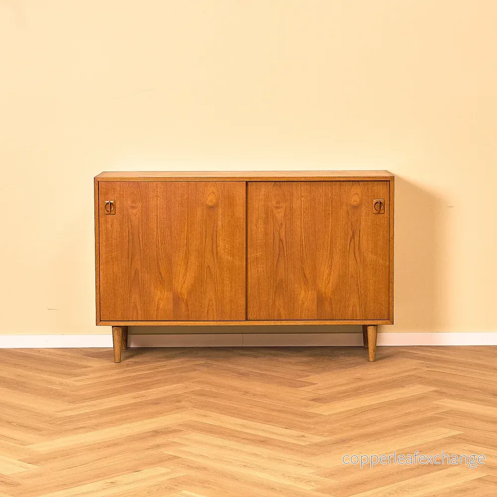 Dansk skänk i teak