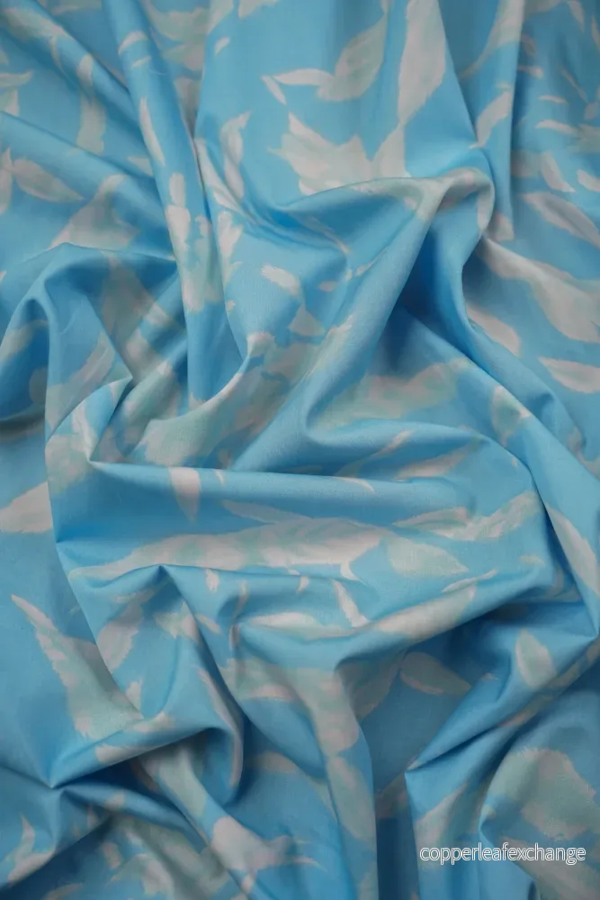 Deadstock – Shirt Fabric – Cotton – Abstract – Light Blue – DS157