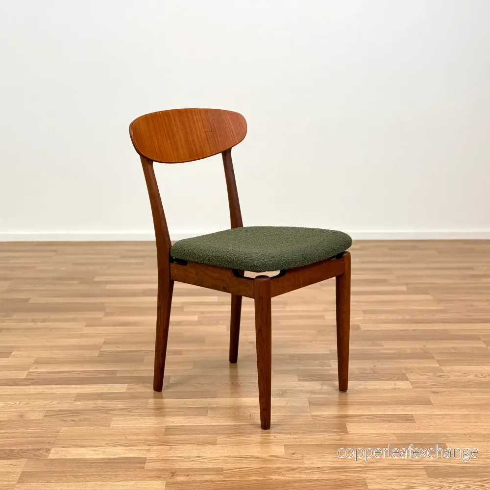 Set med 8 matstolar i teak från Skive Møbelfabrik, 1950-60-tal, Danmark