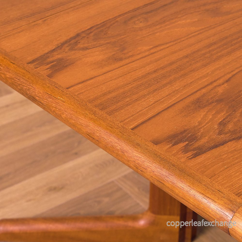 Dansk runt matbord i teak av Korup design - Bild 3