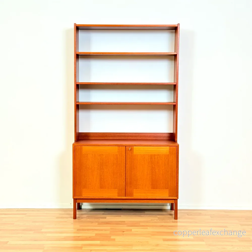 Svensk bokhylla i teak Svensk bokhylla i teak