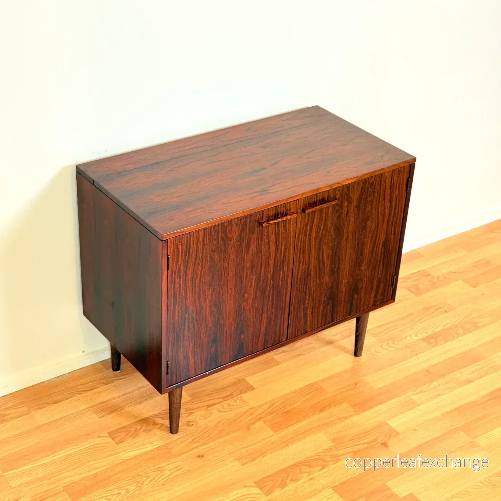 Danskt skåp i Santos rosenträ från FM Furniture - Bild 3