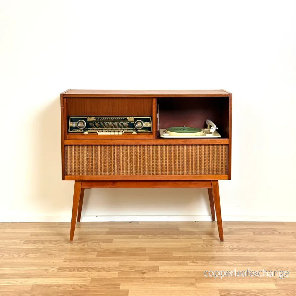 Grammofon i mahogny, 1950-60-tal, Sverige