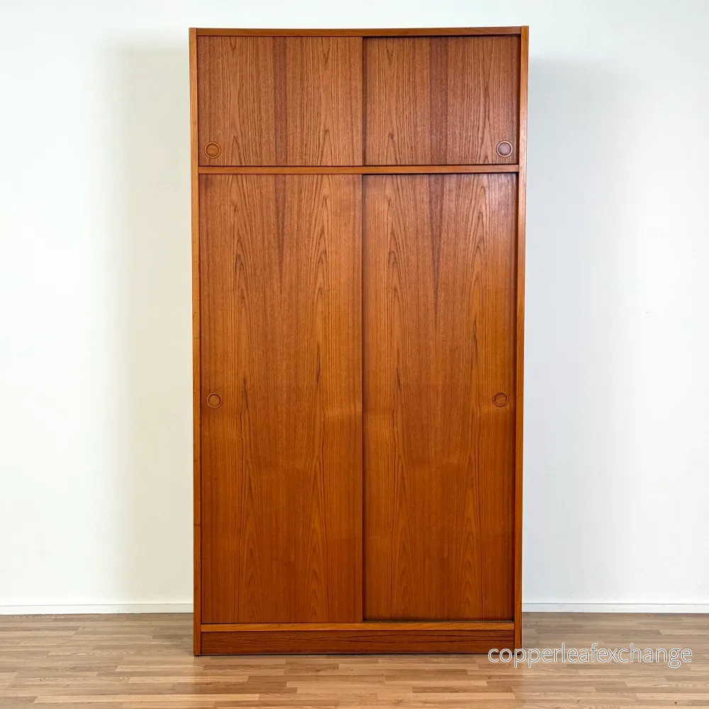 Stor garderob i teak, 1960-70-tal, Danmark